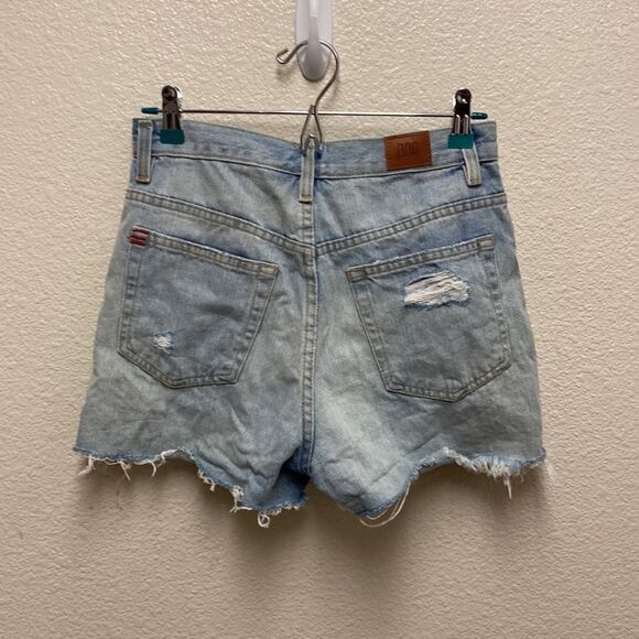 BDG Distressed Girlfriend High Rise Shorts Size 27 - Picture 6 of 6